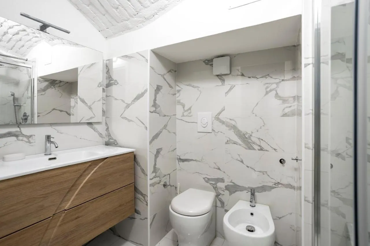 Duomo 15 Minuti A Piedi Luxury*Wifi*Netflx Apartment Milan